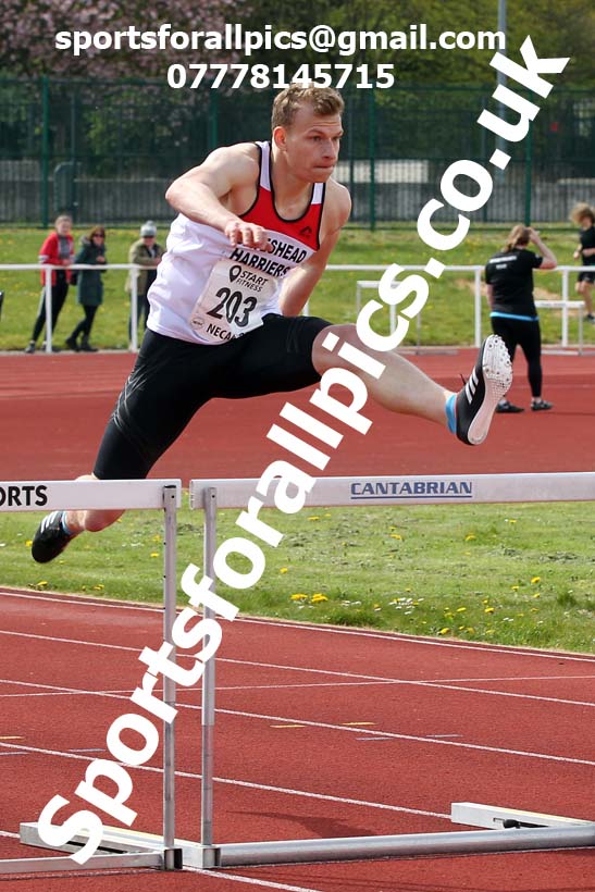 Hurdles, 2021 NECAA Middlesbrough Open Meting, Sunday, May 9th. Photo: David T. Hewitson/Sports for All Pics